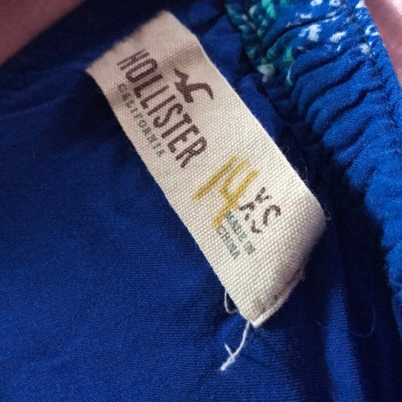 Hollister blue Romper. - Picture 2 of 3